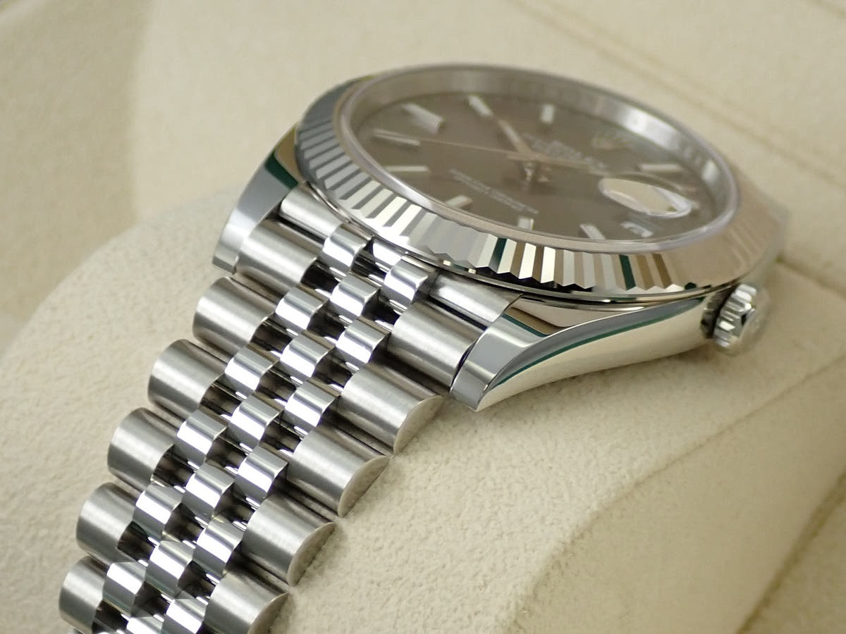 ロレックス デイトジャスト41 Ref.126334 スレートローマン文字盤 極美品 3TKJRJAJ