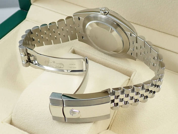 Rolex Datejust 41 Ref. 126334 Stainless Steel/White Gold Mint Green Dial Jubilee Bracelet