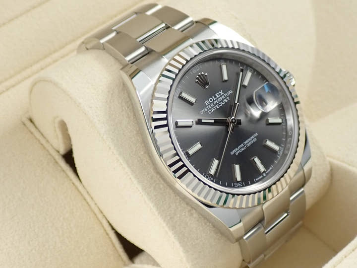 ロレックス デイトジャスト41 Ref.126334 ステンレススチール/ホワイトゴールド スレートローマン文字盤 オイスターブレスレット