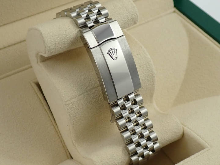 ロレックス デイトジャスト41 Ref.126334 ステンレススチール/ホワイトゴールド スレートローマン文字盤 ジュビリーブレスレット 未使用 X1AZP735