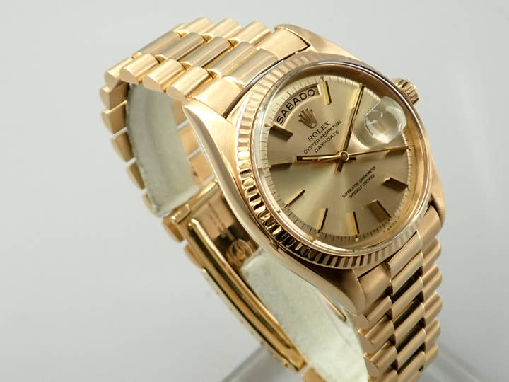 Rolex Day-Date 36 Ref. 1803 Yellow Gold Champagne Dial Pre-owned A25UVHHT