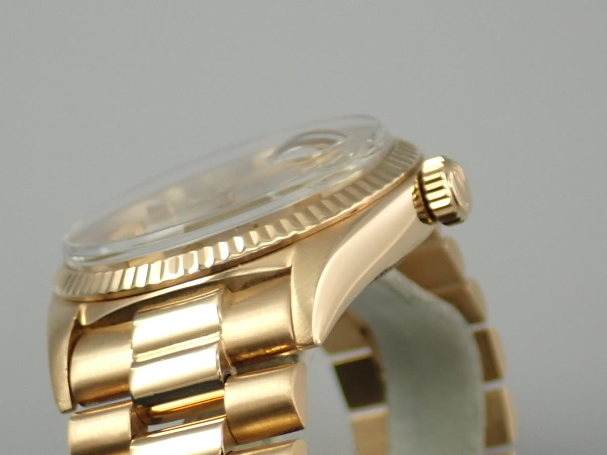 ロレックス デイデイト36 Ref.1803 シャンパン文字盤 中古 A25UVHHT