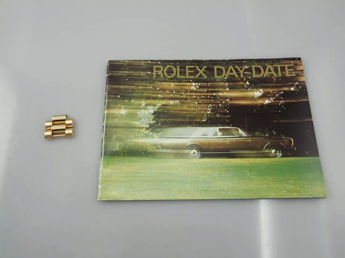 ロレックス デイデイト36 Ref.18038 シルバー文字盤 美品 AJ95865L