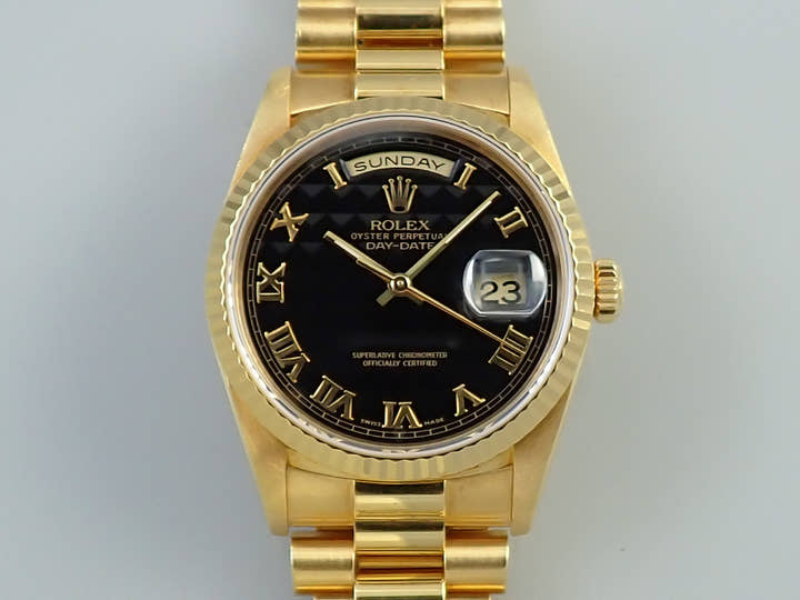 ロレックス デイデイト36 Ref.18238 ブラック文字盤 中古 85KMK912