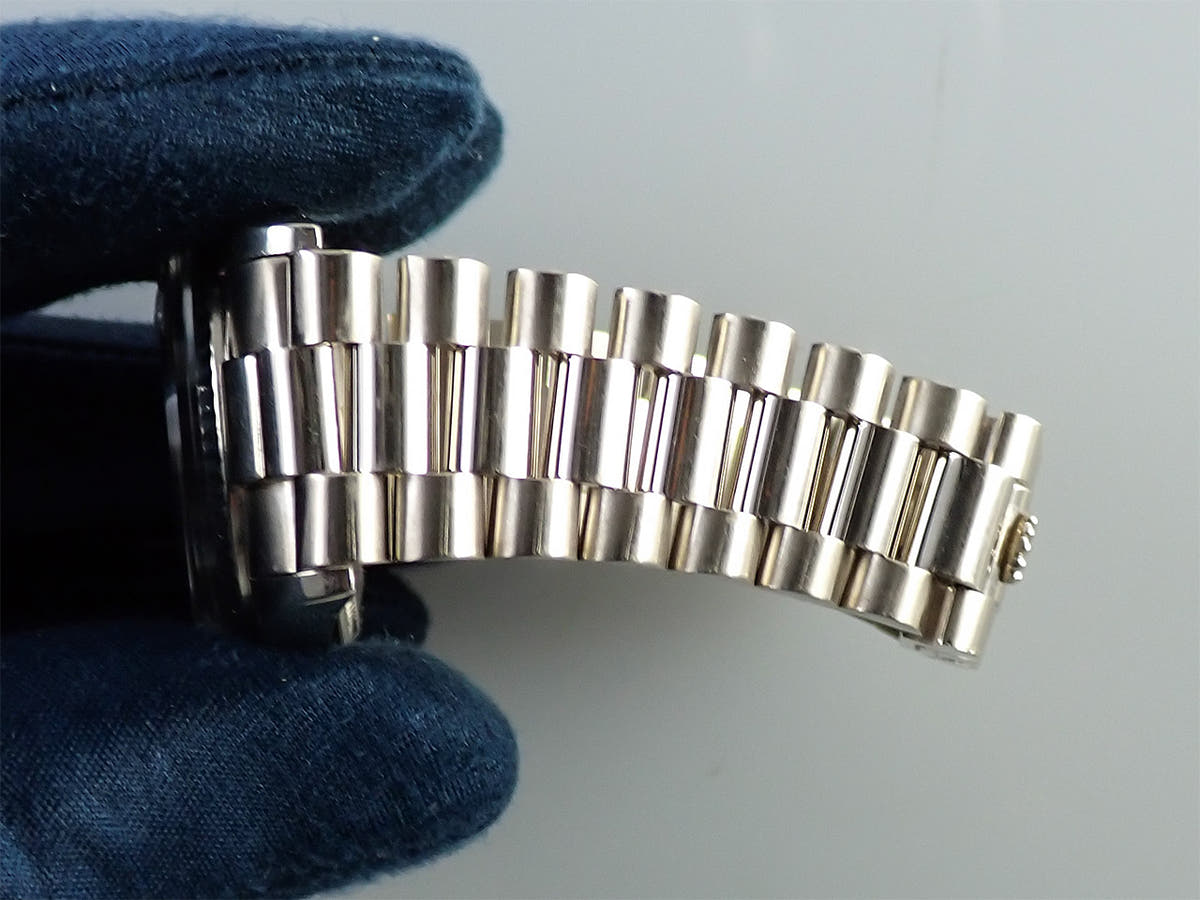 ロレックス デイデイト Ref.1803 ブラック文字盤 中古 7L6T7F8R