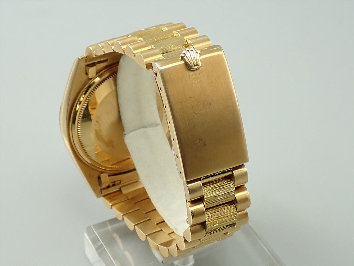 ロレックス デイデイト Ref.1807/8 グレー文字盤 中古 4CZH3MV4