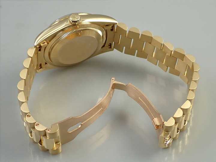 Rolex Day-Date 36 Ref. 18238 2BR Yellow Gold Ammonite Dial