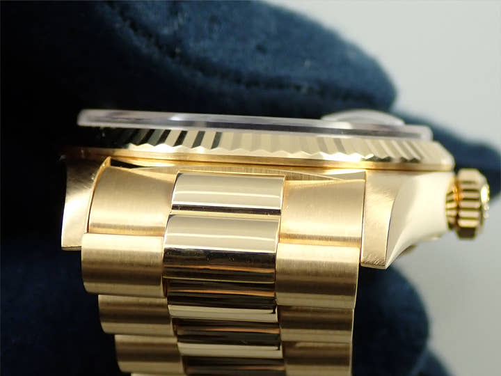 Rolex Day-Date 36 Ref. 18238 2BR Yellow Gold Ammonite Dial