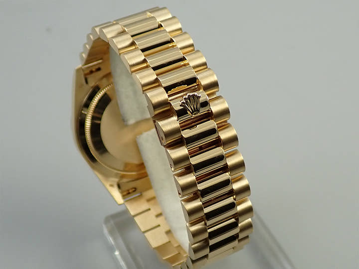 Rolex Day-Date 36 Ref. 18238 2BR Yellow Gold Ammonite Dial