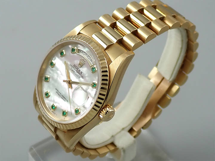 ロレックス デイデイト36 Ref.18238NGE イエローゴールド ホワイトシェル文字盤