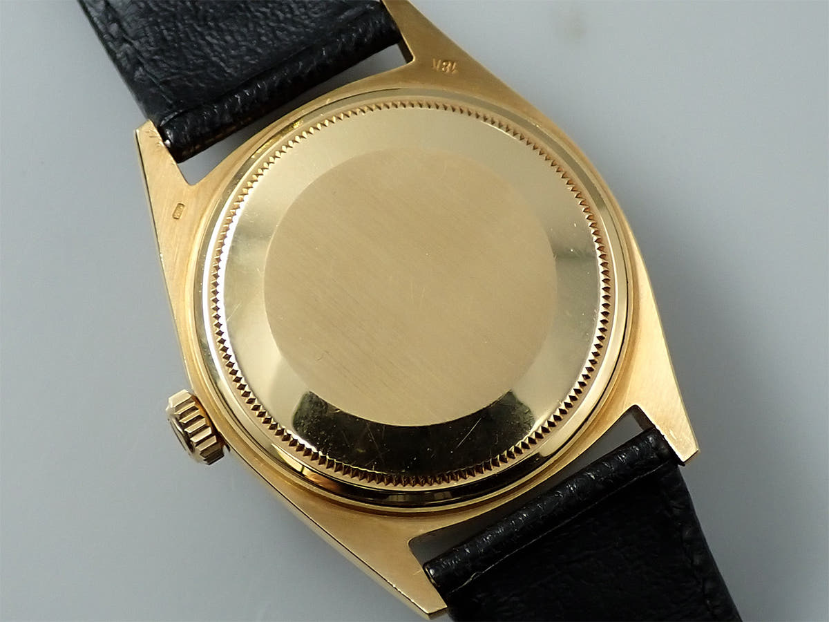 ロレックス デイデイト36 Ref.1811 シャンパン文字盤 中古 2K8F6MR6