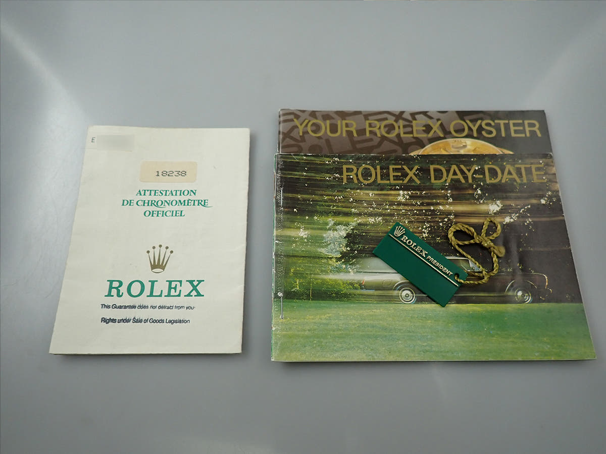 ロレックス デイデイト36 Ref.18238 ホワイト文字盤 中古 M4KTCZWJ