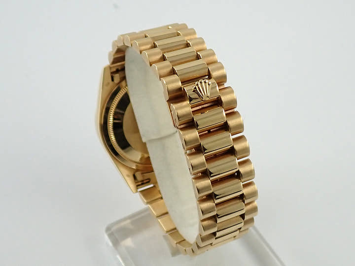 Rolex Day-Date 36 Ref. 18238A Yellow Gold Blue Gradient Dial