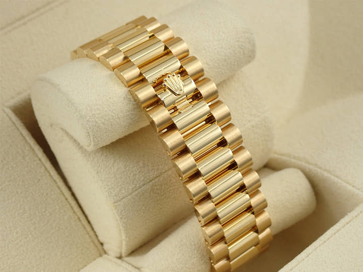 ロレックス デイデイト40 Ref.228238 イエローゴールド ホワイトローマン文字盤