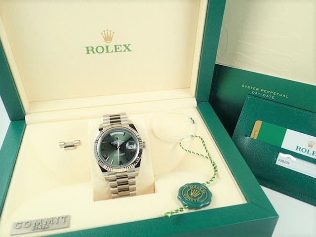 ロレックス デイデイト Ref.228239 オリーブグリーン文字盤 美品 day-date-47