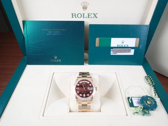 Rolex Day Date 10P Diamond Bullseye Baguette Diamond Bezel [Unused] Ref.118398BR