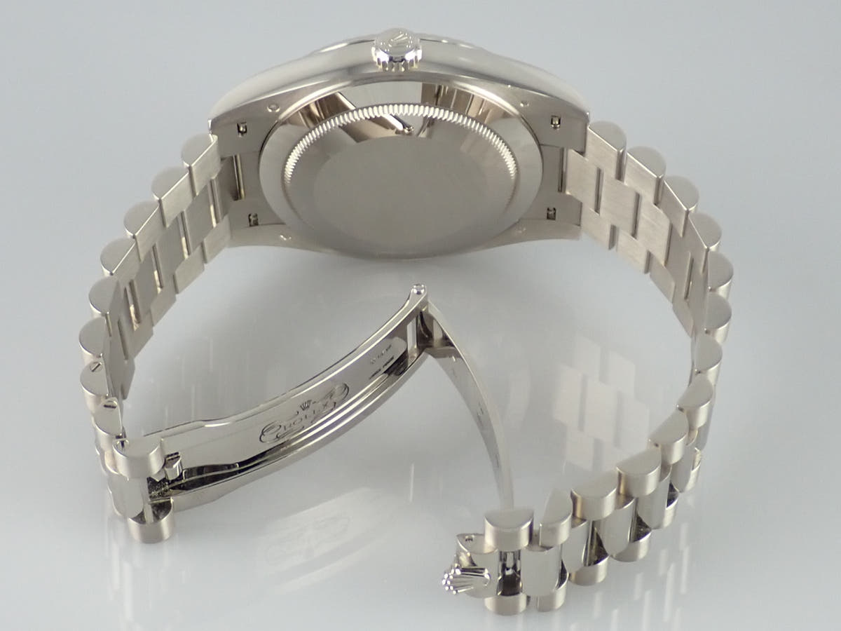 ロレックス デイデイト Ref.228239 オリーブグリーン文字盤 中古 day-date-60