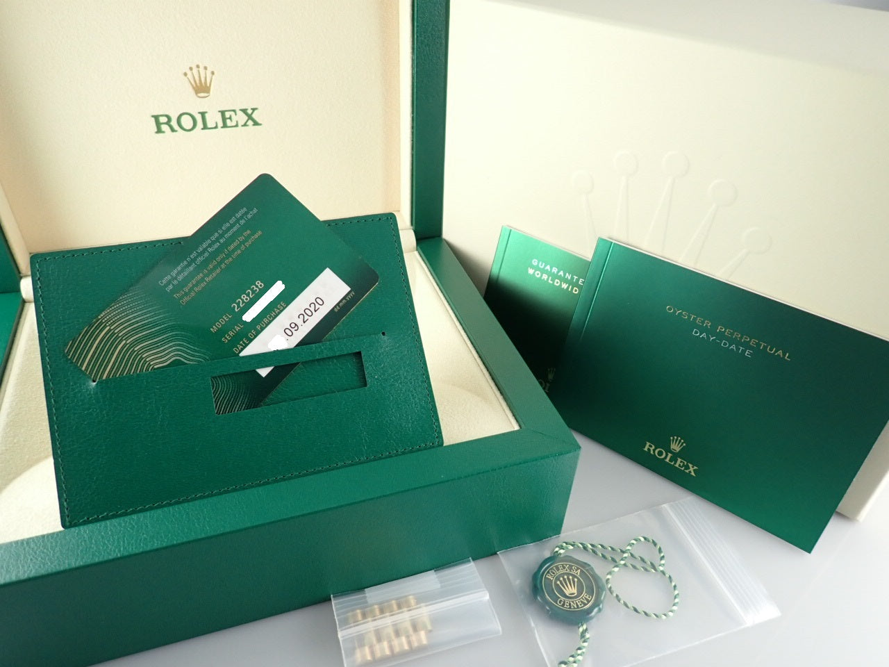 Rolex Day-Date Champagne Dial &lt;&lt;Warranty, Box, etc.&gt;&gt;