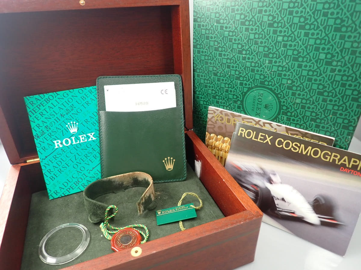 ロレックス デイトナ エルプリメロ Ref.16528G ブラック8Pダイヤ文字盤 中古 5W5ZF30X