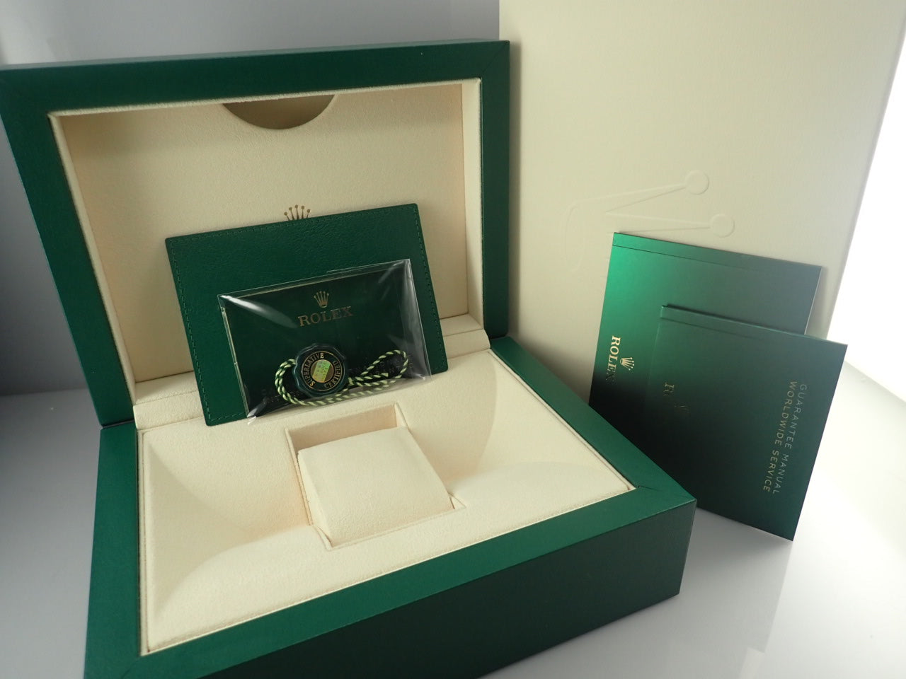 Rolex Daytona Champagne/Black Dial &lt;Warranty Box and Others&gt;