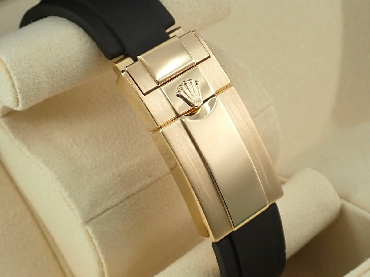 ロレックス デイトナ Ref.116518LN ブラック×シャンパン文字盤 中古 4JH29596