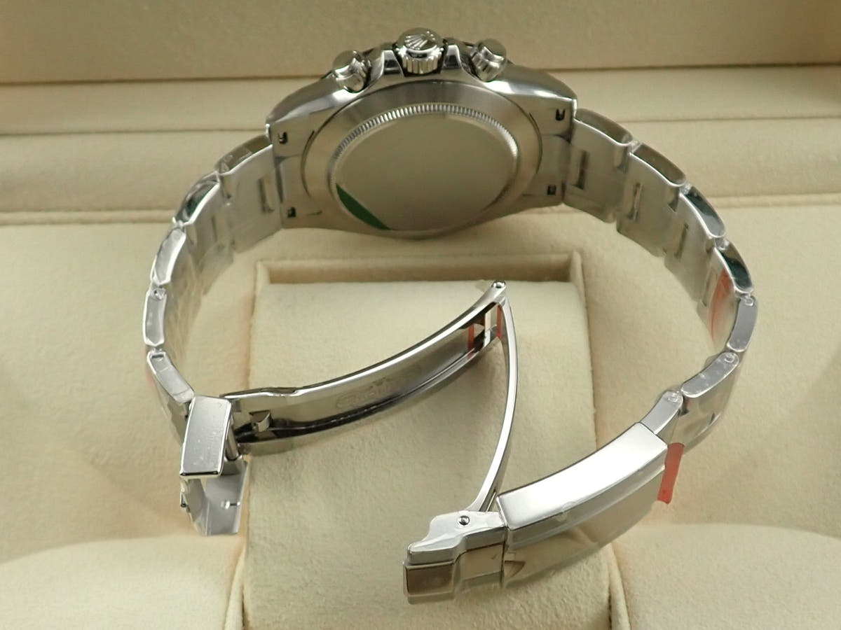 ロレックス デイトナ Ref.116500LN ブラック文字盤 デッドストック 7H0UV881