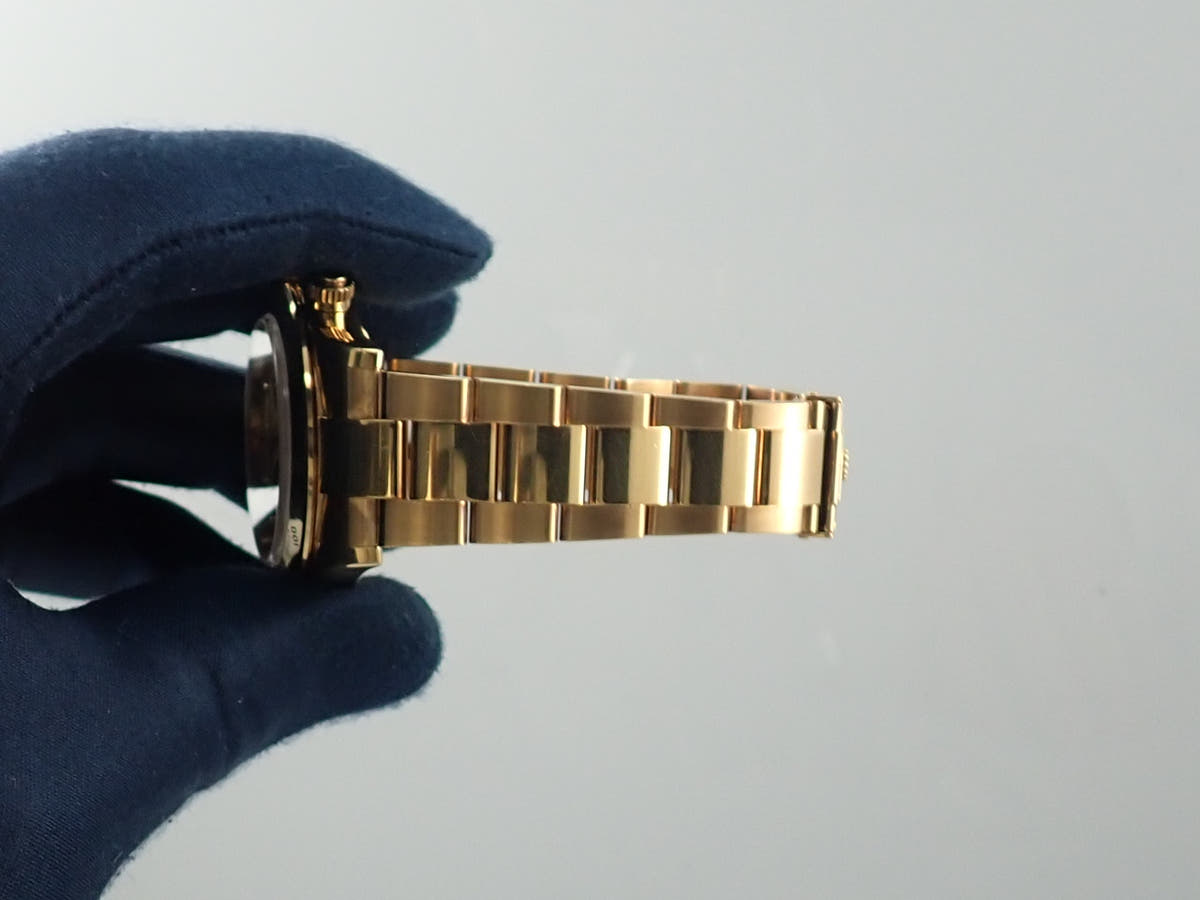 ロレックス デイトナ Ref.116528 シャンパン文字盤 中古 3841921U