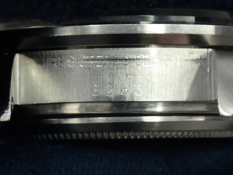 ロレックス デイトナ Ref.6263 ブラック文字盤 中古 JK8SVKPS