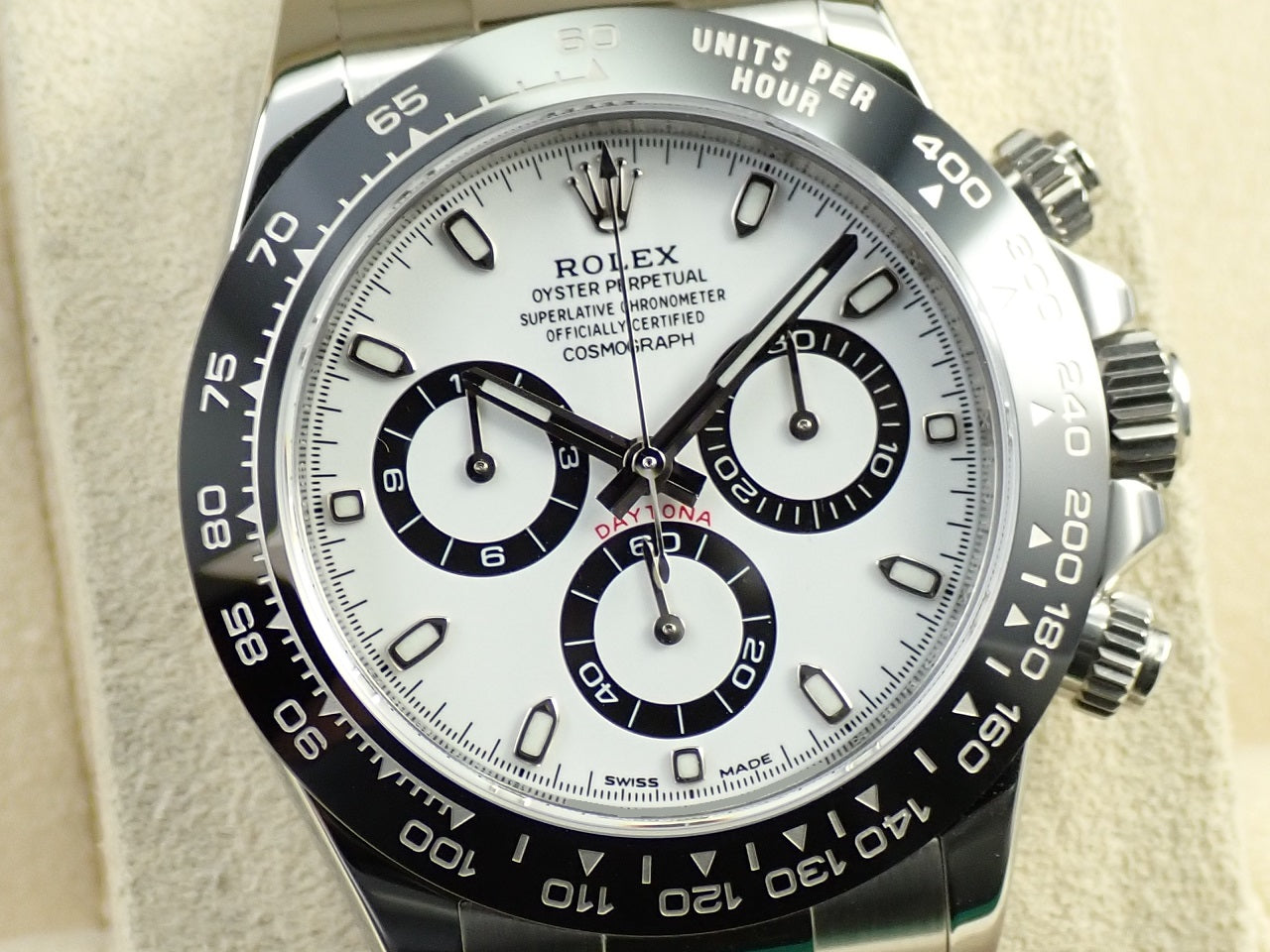 Rolex Daytona &lt;Warranty and Box&gt;