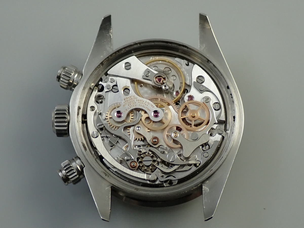 ロレックス デイトナ Ref.6265 ブラック文字盤 中古 J6LKV74V