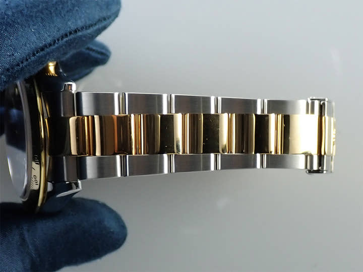 ロレックス デイトナ Ref.116523 ステンレススチール/イエローゴールド ブラック文字盤