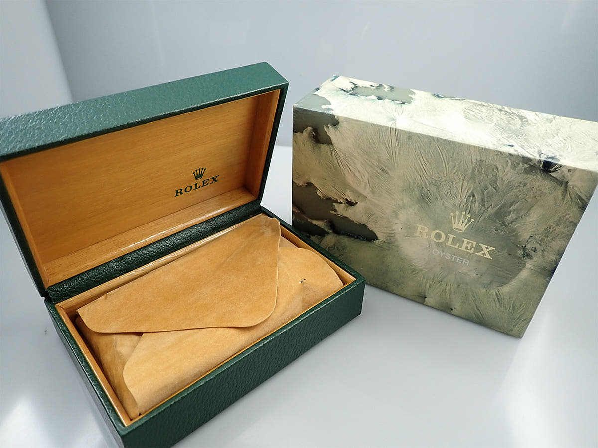 ロレックス デイトナ Ref.6263 ブラック文字盤 中古 5TR34P52