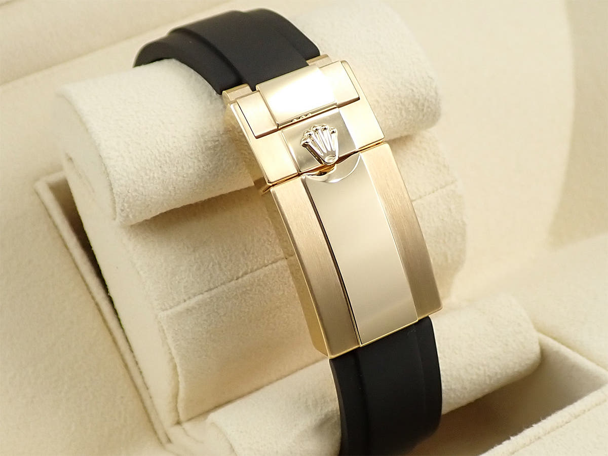ロレックス デイトナ Ref.116518LN ブラック×シャンパン文字盤 未使用 73UR7X37