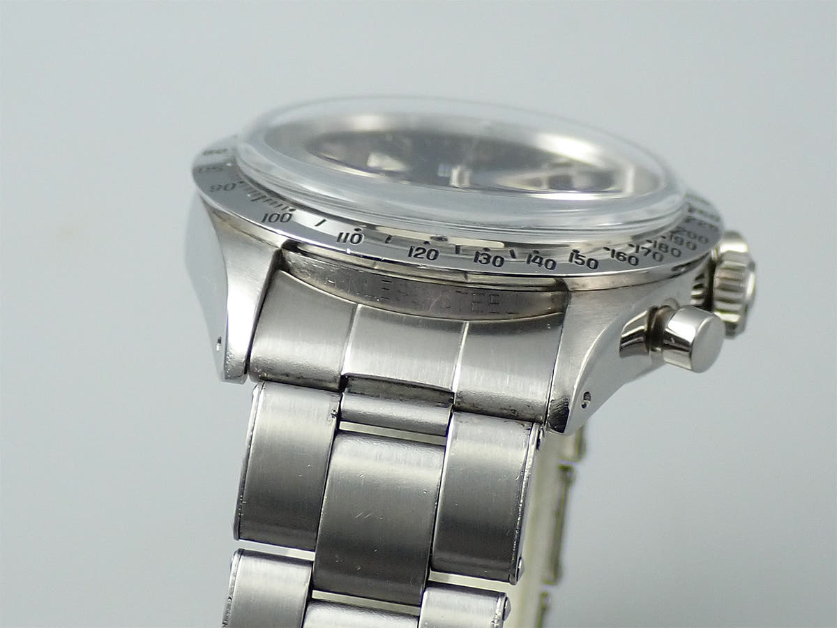 ロレックス デイトナ Ref.6239 ブラック文字盤 中古 T0R2AHWL