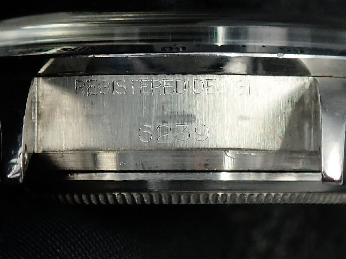 ロレックス デイトナ Ref.6239 ブラック文字盤 中古 T0R2AHWL
