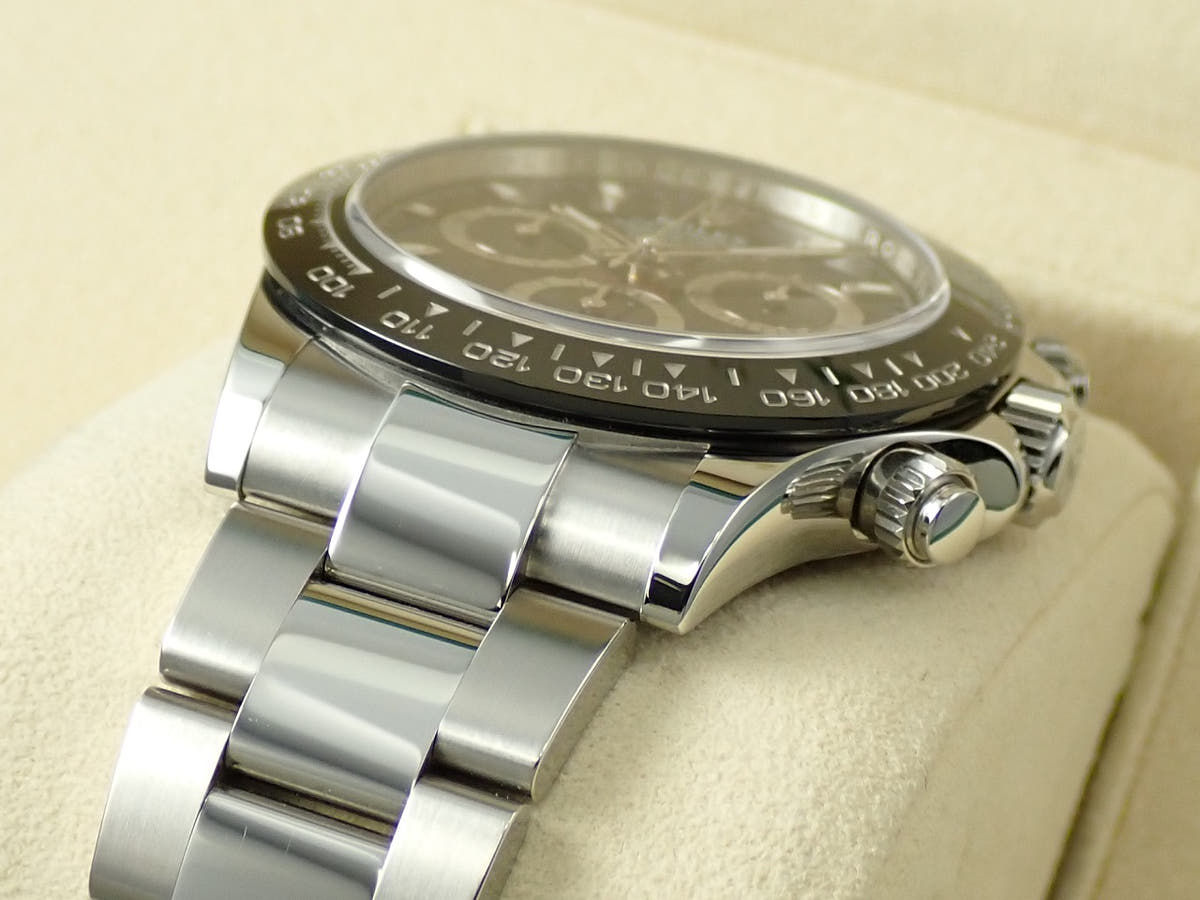 ロレックス デイトナ Ref.116500LN ブラック文字盤 美品 V9S9CKSY