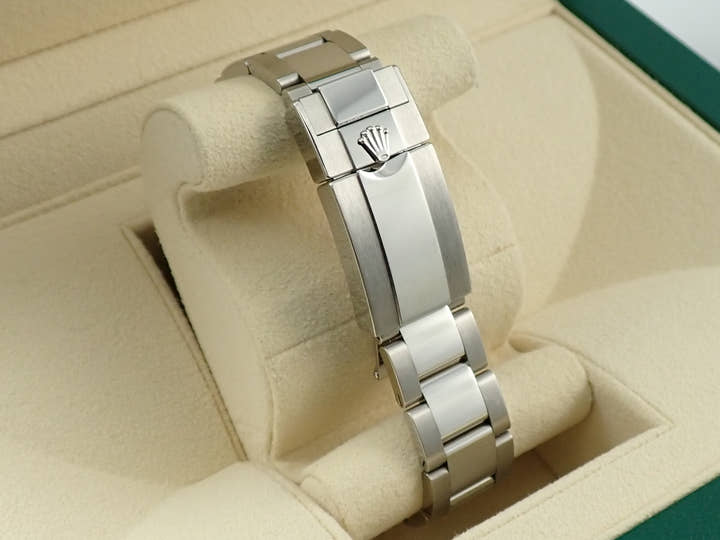 Rolex Daytona <Warranty, Box, etc.>