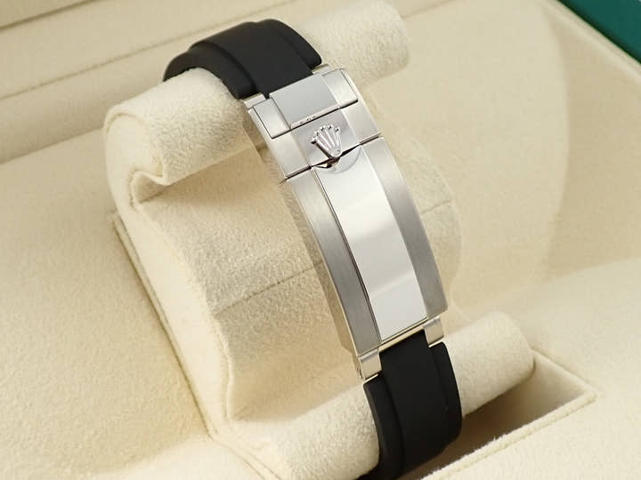 Rolex Daytona <Warranty, Box, etc.>