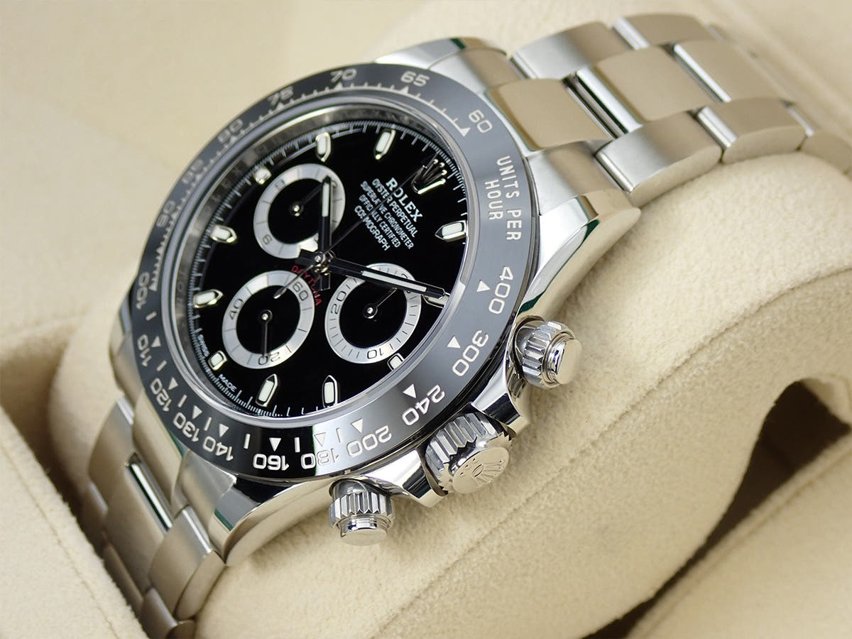 ロレックス デイトナ Ref.116500LN ブラック文字盤 未使用 R1VFVTUF