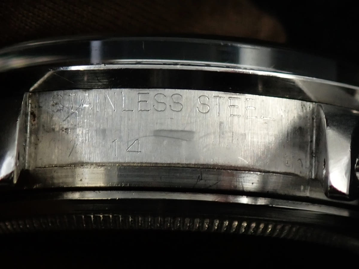 ロレックス デイトナ Ref.6239 ブラック文字盤 中古 J9PY6074