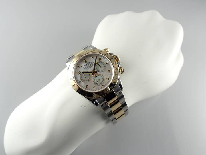 ロレックス デイトナ Ref.116523NA ホワイトシェル文字盤 中古 daytona-600