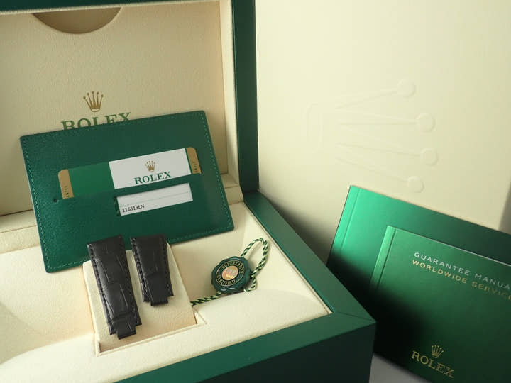 Rolex Daytona Steel &amp; Black Dial <Warranty, Box, etc.>