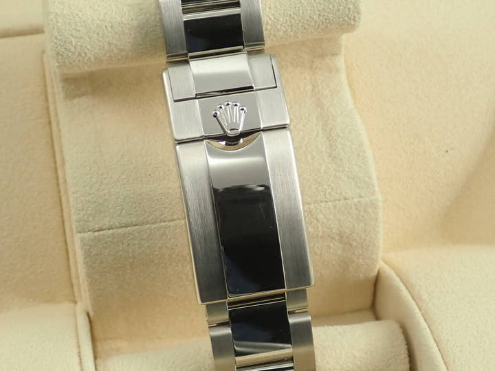 Rolex Daytona Ref.116506A Ice Blue Dial Very Good Condition daytona-723