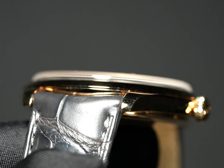 オメガ デ・ヴィル トレゾア コーアクシャル マスター クロノメーター パワーリザーブ 40M﻿M Ref.435.53.40.22.02.001 シルバー文字盤 中古 2AYA8393