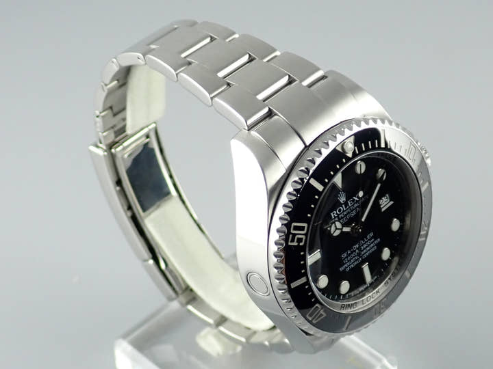 ロレックス ディープシー Ref.116660 ブラック文字盤 中古 deepsea-24