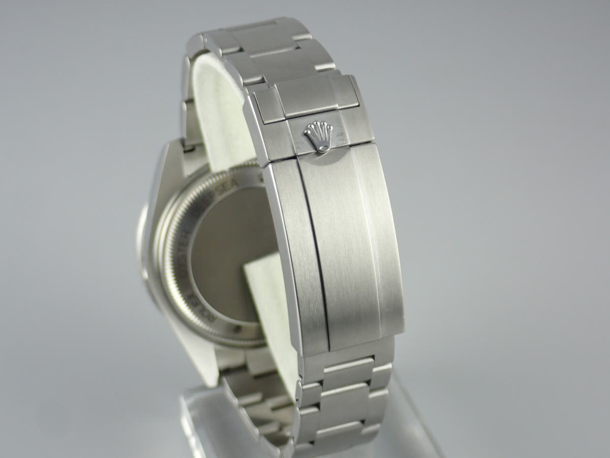 ロレックス ディープシー Ref.126660 Dブルー文字盤 中古 deepsea-30