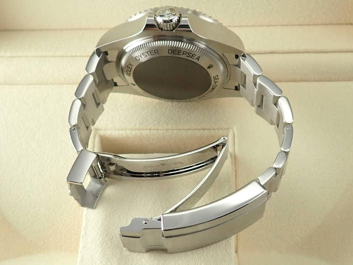 ロレックス ディープシー Ref.126660 Dブルー文字盤 未使用 deepsea-35
