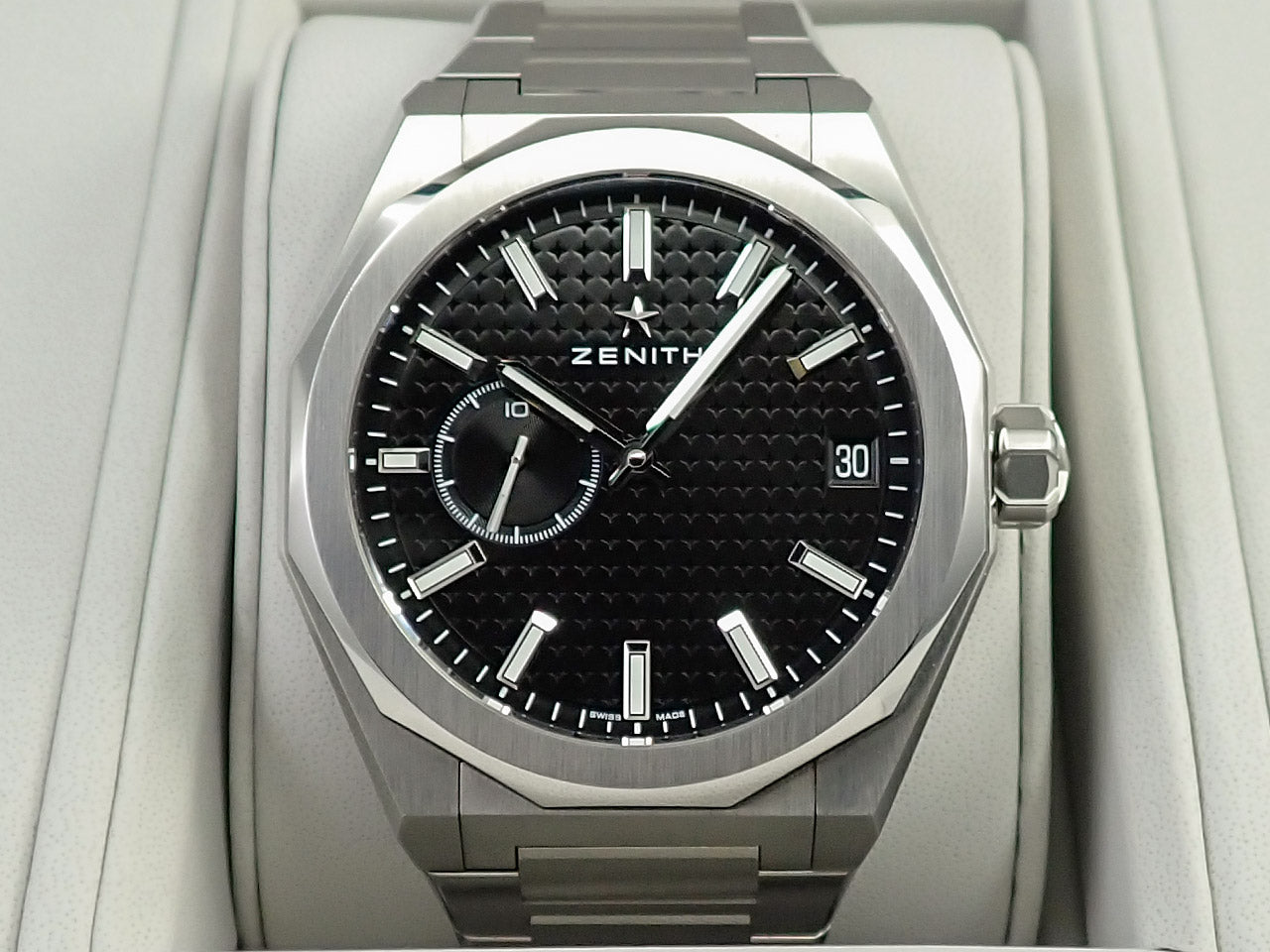 Zenith Defy Skyline &lt;Warranty, Box, etc.&gt;