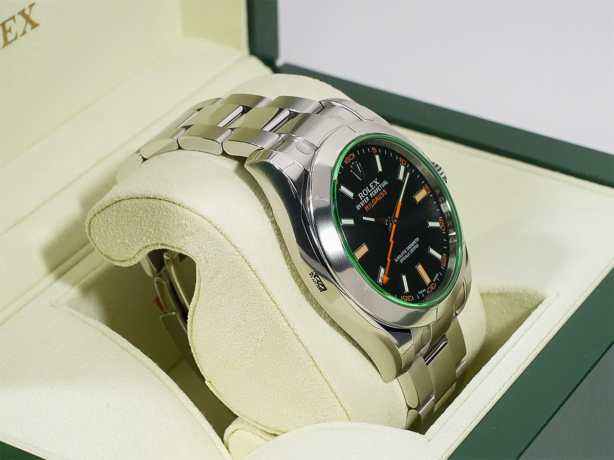 ロレックス ミルガウス Ref.116400GV ブラック文字盤 未使用 dyzvb2j4