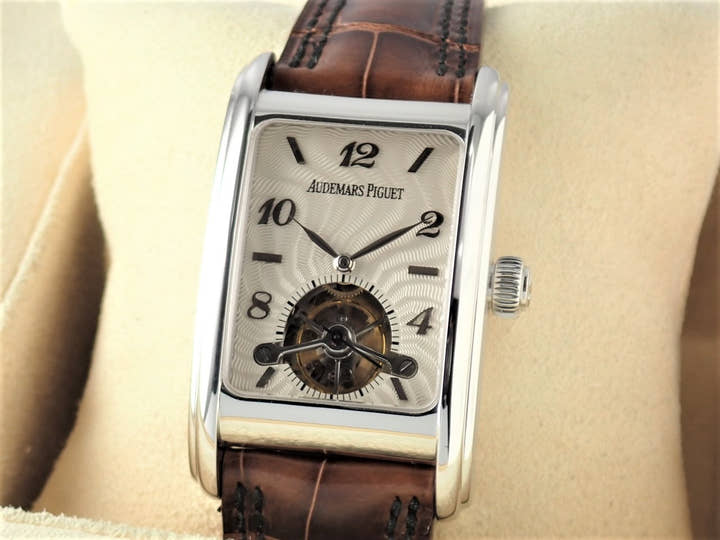 オーデマピゲ エドワール Ref.25956BC.OO.D002CR.01 ホワイト文字盤 中古 edward-piguet